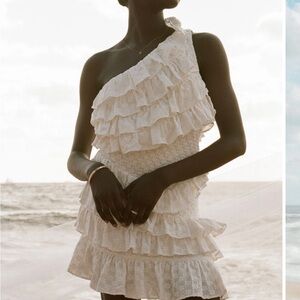 Elegant White Ruffle One-Shoulder Dress